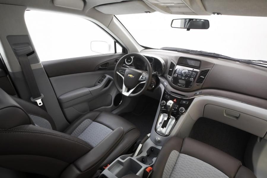  Chevrolet Orlando Concept 2008 года  (фото 24 из 61)